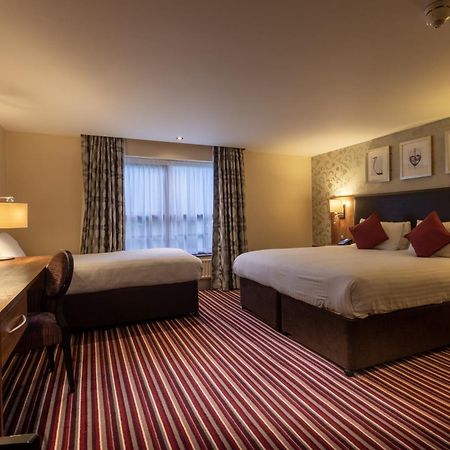 Gloucester Robinswood Hotel, BW Signature Collection Bagian luar foto